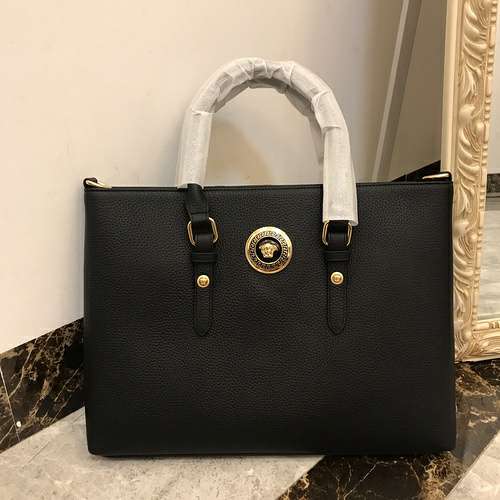 Picture of Versace Mens Bags _SKUfw63704525fw